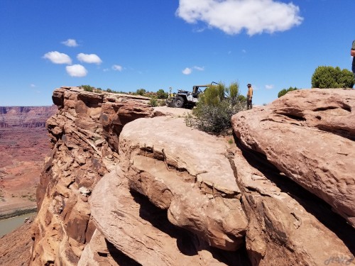 Cliffhanger-overlook-from-left.jpg